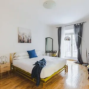 https://luxury-apartment-via-veneto.it-romehotels.com